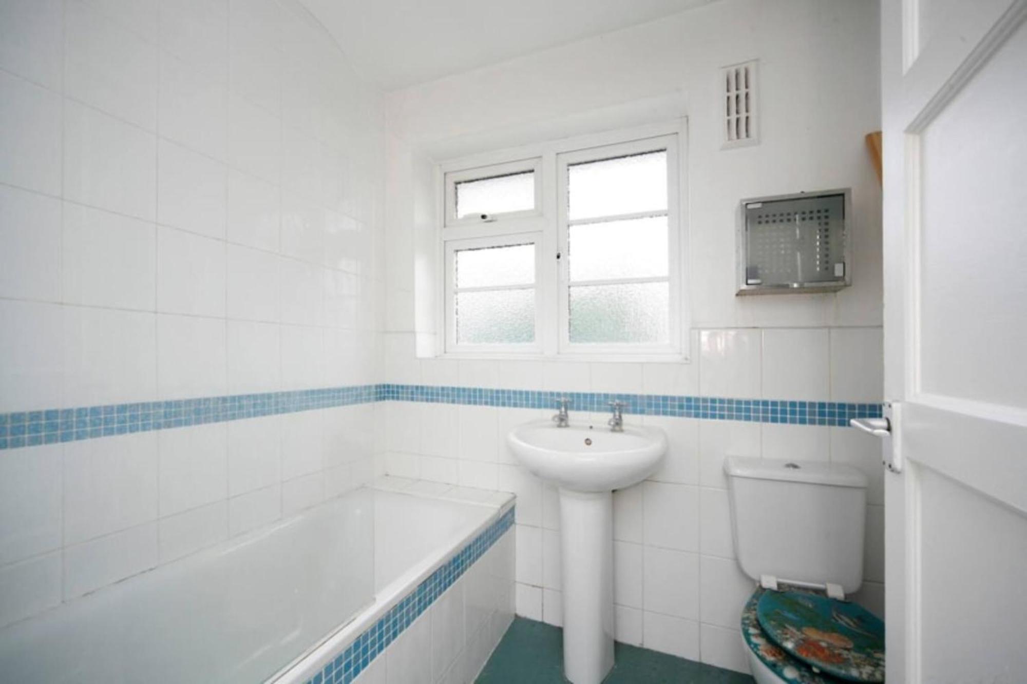 London Comfy Doubles Aparthotel Εξωτερικό φωτογραφία