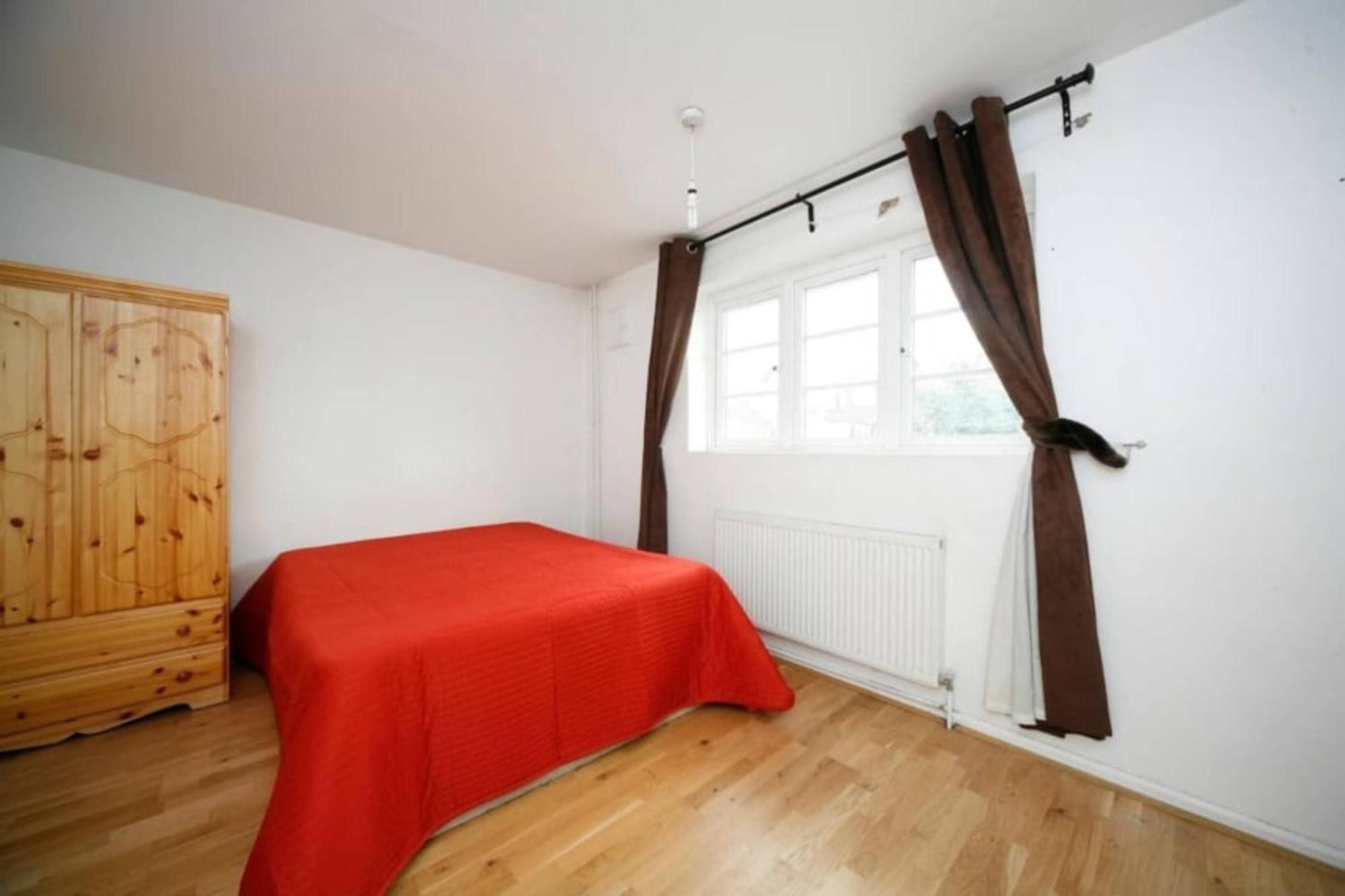 London Comfy Doubles Aparthotel Εξωτερικό φωτογραφία