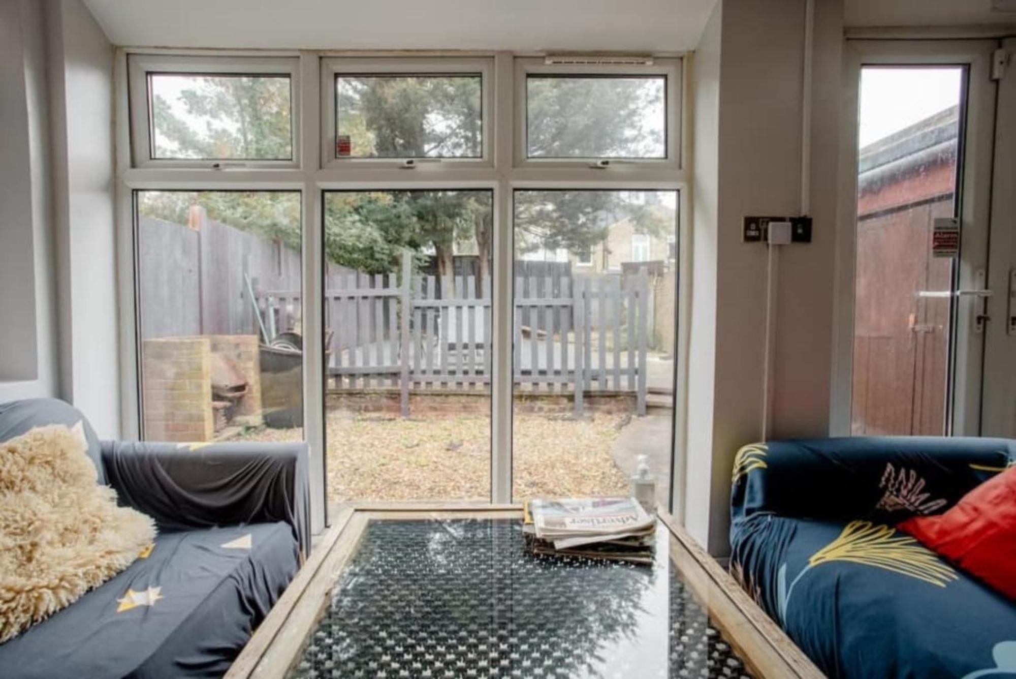 London Comfy Doubles Aparthotel Εξωτερικό φωτογραφία
