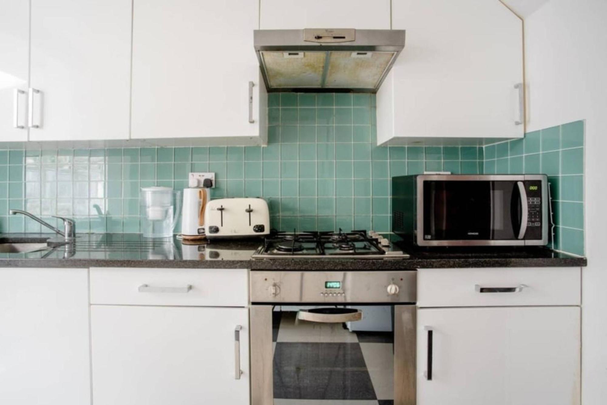 London Comfy Doubles Aparthotel Εξωτερικό φωτογραφία